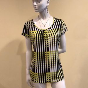 Capped-Sleeved White, Green, Black Blouse